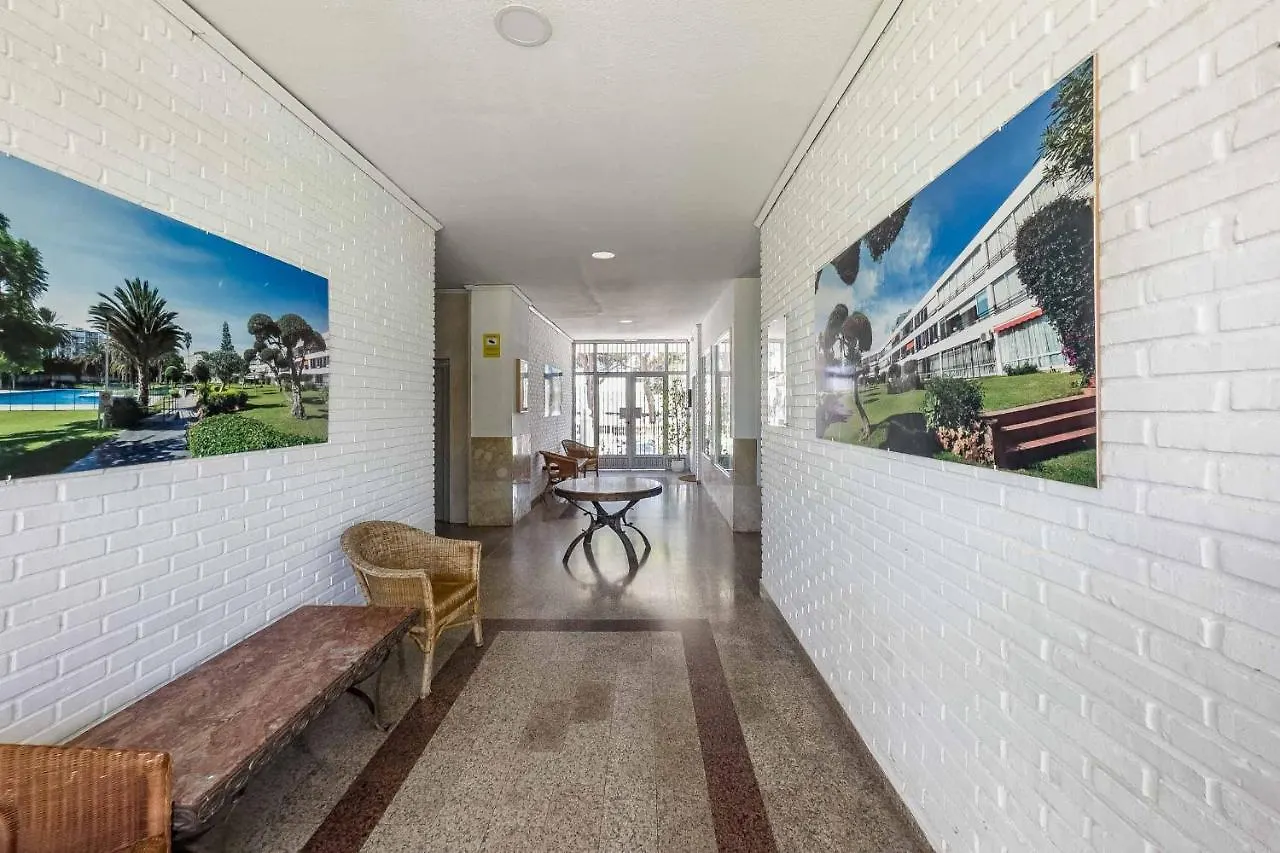 Apartamento Acogedor, Terraza, Piscina Y Mar Benalmádena España